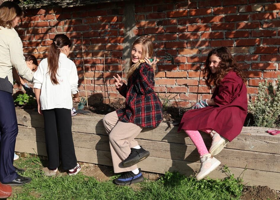 Proljetni radovi u našem školskom dvorištu PŠ Jurjevac, travanj 2026.